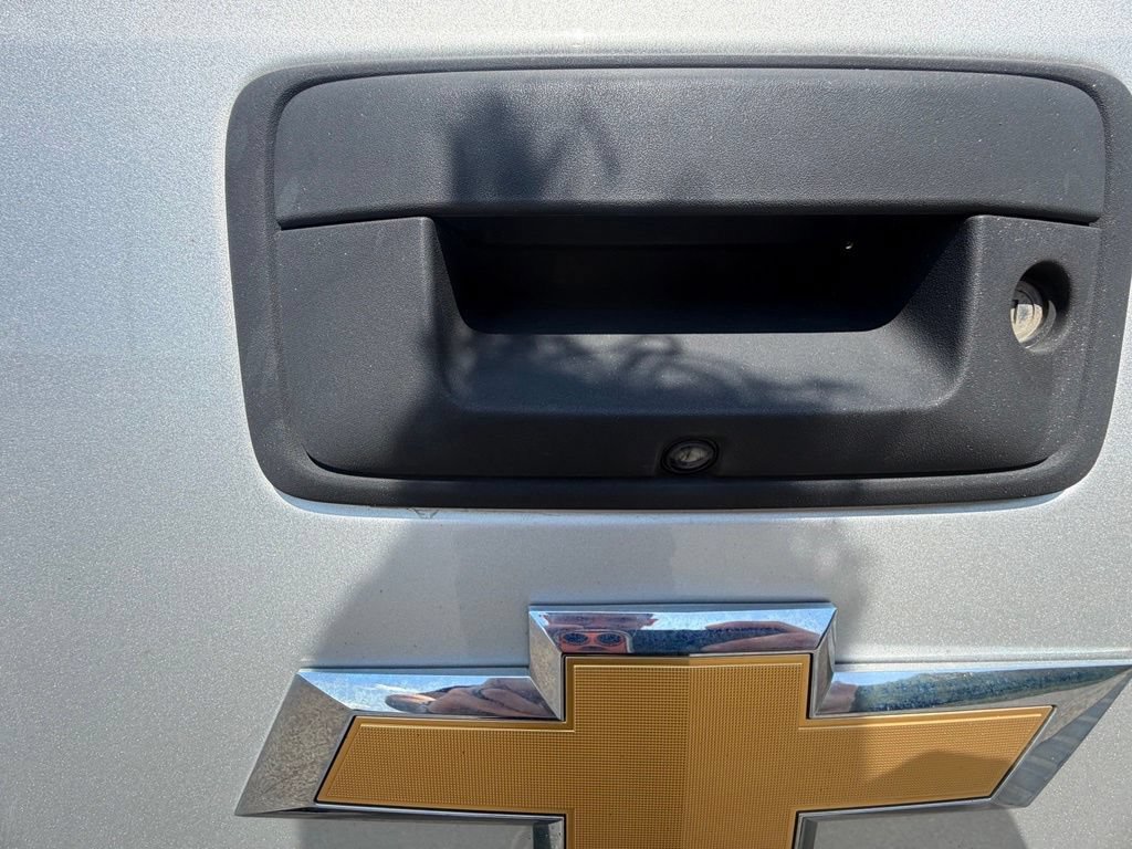 Used 2019 Chevrolet Silverado 1500 LT AWD/4WD image 44