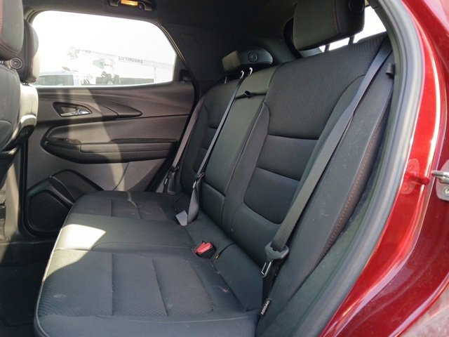 Used 2022 Chevrolet TrailBlazer RS w/ Sun and Liftgate Package image 11