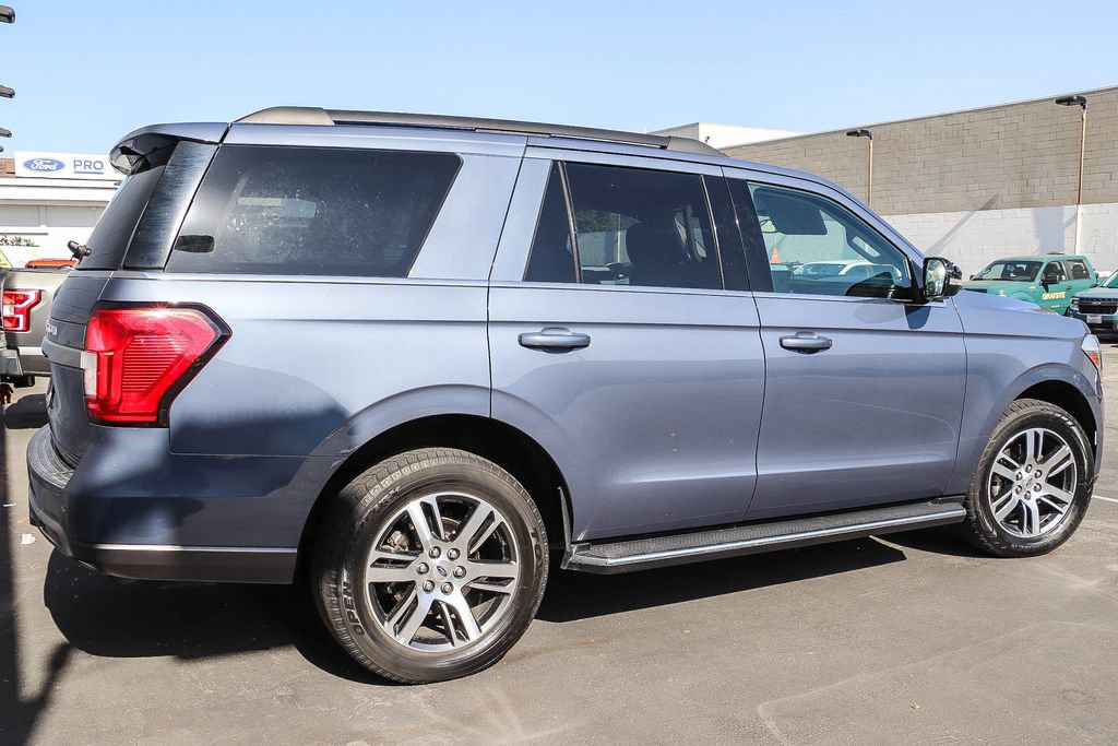 Certified 2023 Ford Expedition XLT RWD image 4