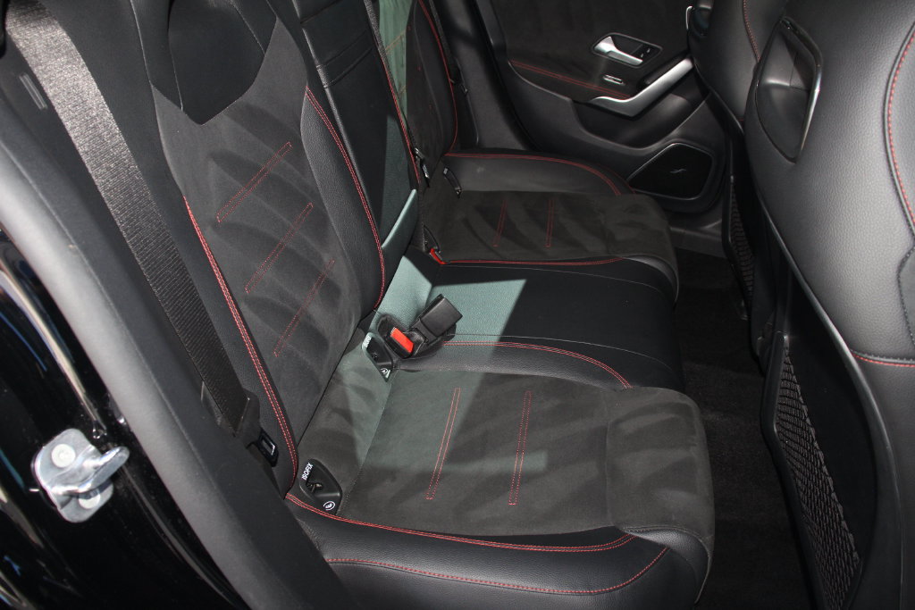 Used 2023 Mercedes-Benz CLA 250 image 25