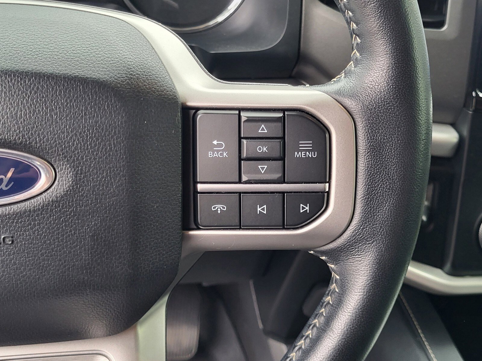 Certified 2023 Ford Expedition XLT image 28