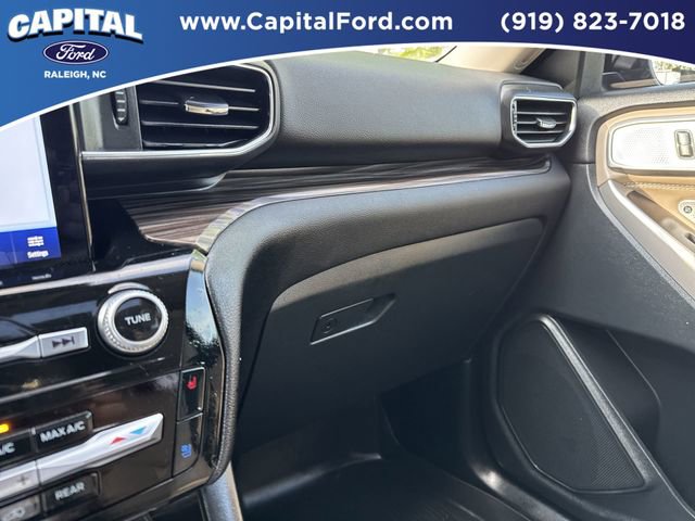 Certified 2023 Ford Explorer Limited w/ Limited Technology Package AWD/4WD image 31