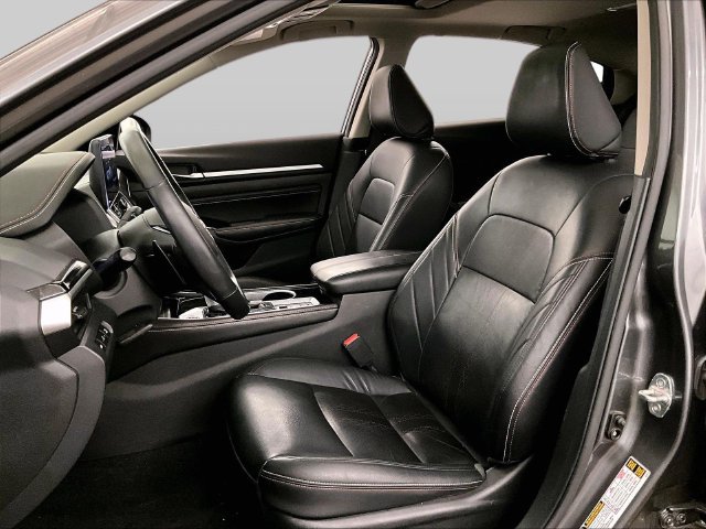 Used 2023 Nissan Altima 2.5 SR w/ SR Premium Package AWD/4WD image 24