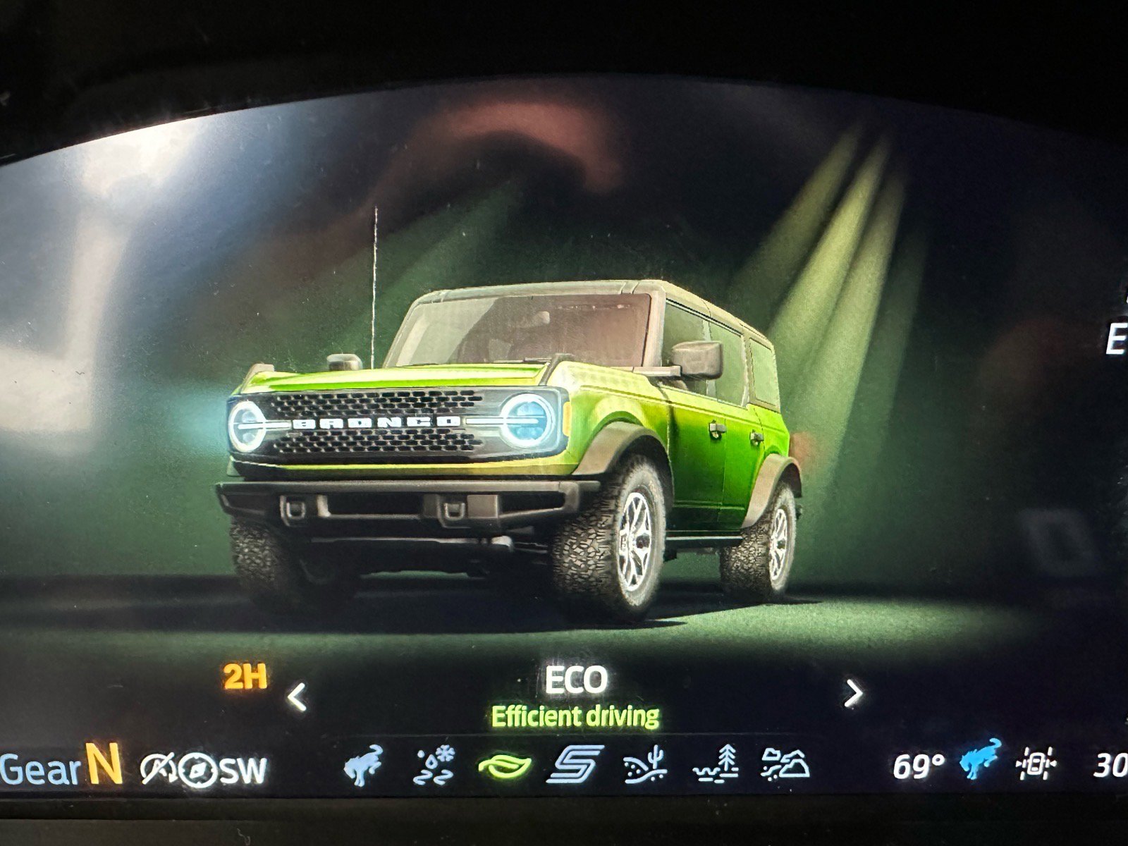 Certified 2025 Ford Bronco Big Bend w/ Black Diamond Package AWD/4WD image 43