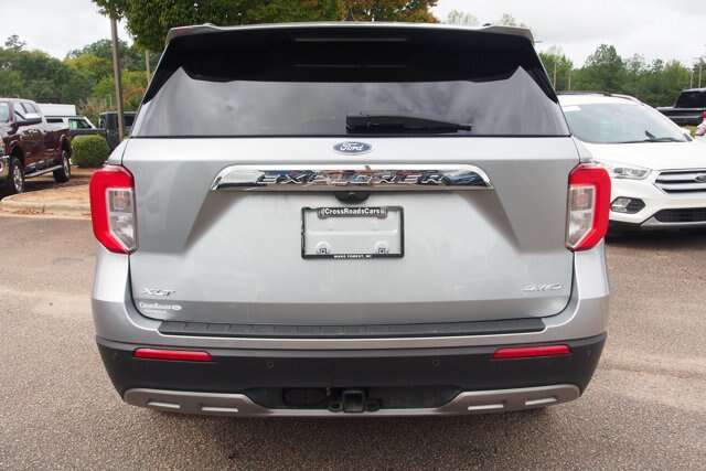 Certified 2024 Ford Explorer XLT w/ Equipment Group 202A AWD/4WD image 6