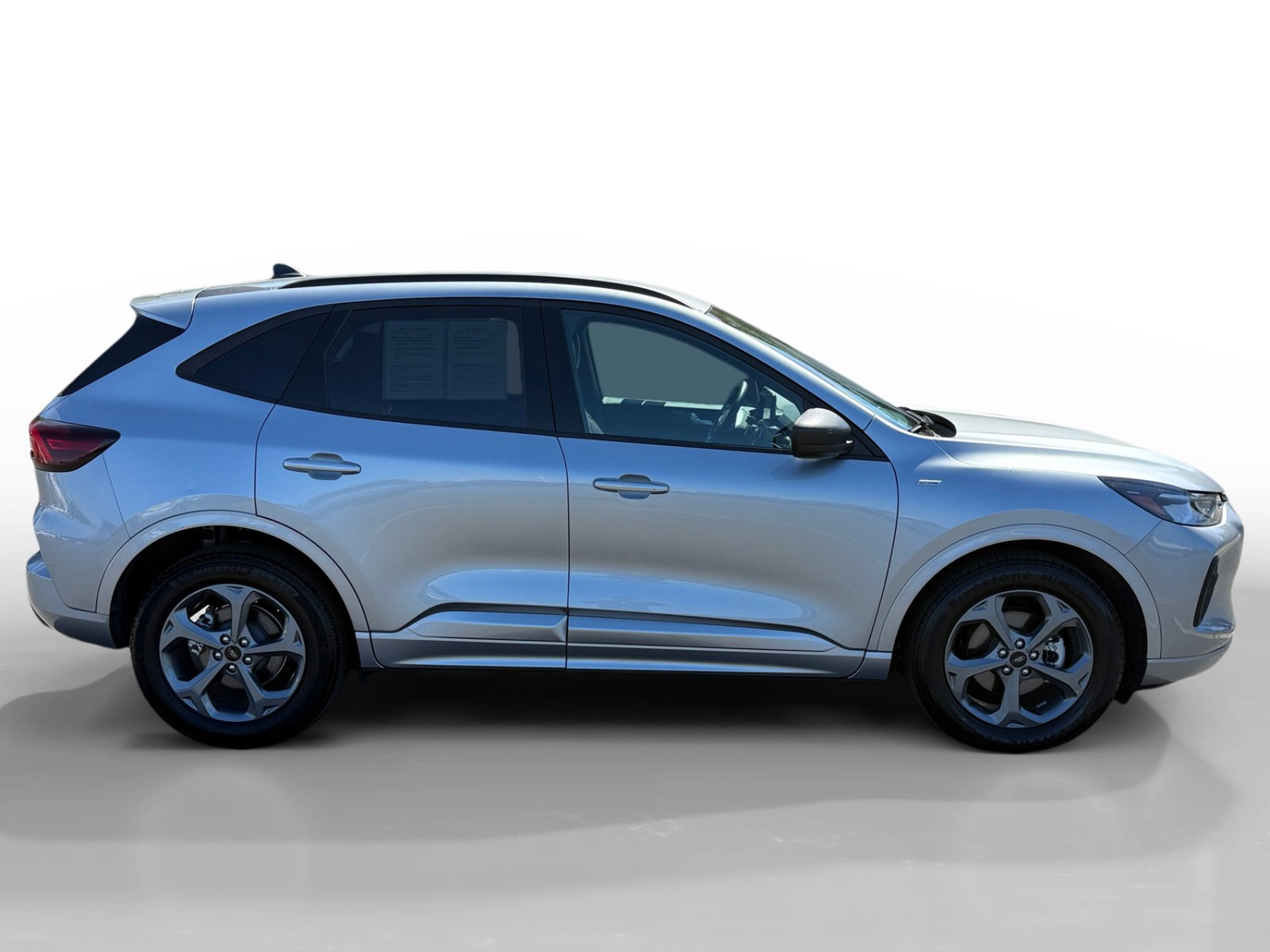 Certified 2024 Ford Escape ST-Line w/ Equipment Group 301A image 2