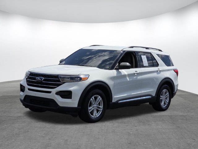 Certified 2022 Ford Explorer XLT RWD image 7