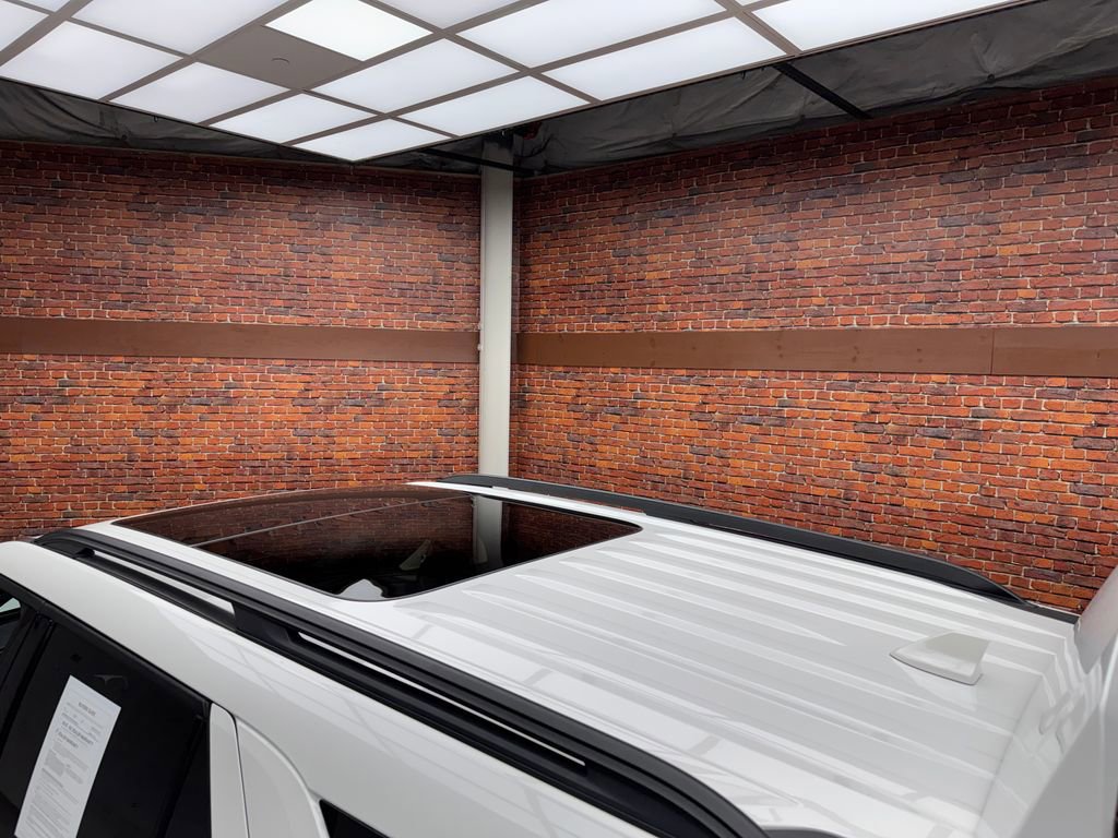 Certified 2023 Ford Explorer XLT w/ Equipment Group 202A image 28