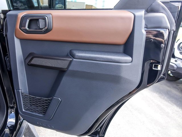 Certified 2024 Ford Bronco Outer Banks w/ Sasquatch Package AWD/4WD image 28