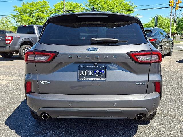 Certified 2023 Ford Escape ST-Line w/ Tech Pack #1 AWD/4WD image 2