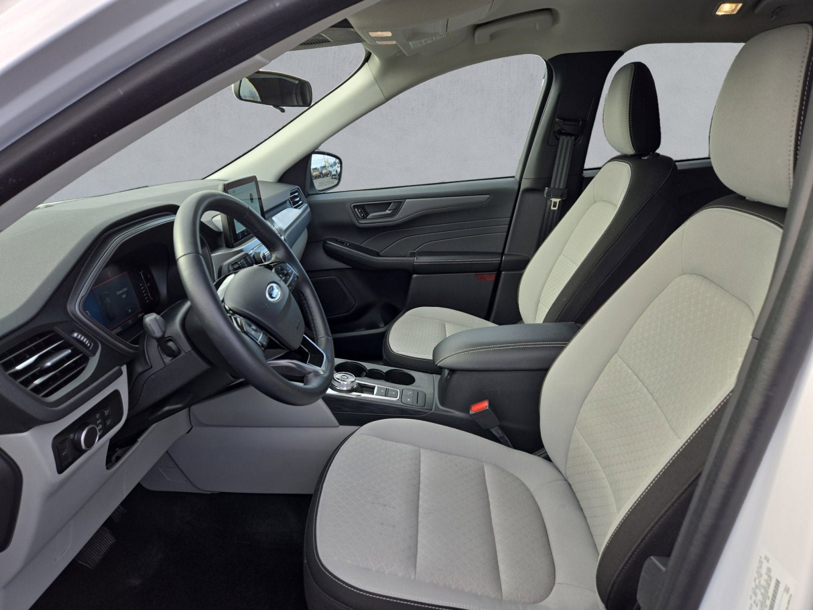 Certified 2023 Ford Escape Active AWD/4WD image 11