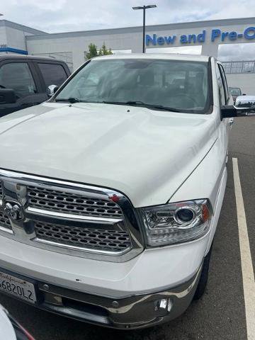 Used 2018 RAM 1500 Laramie w/ Convenience Group AWD/4WD image 2