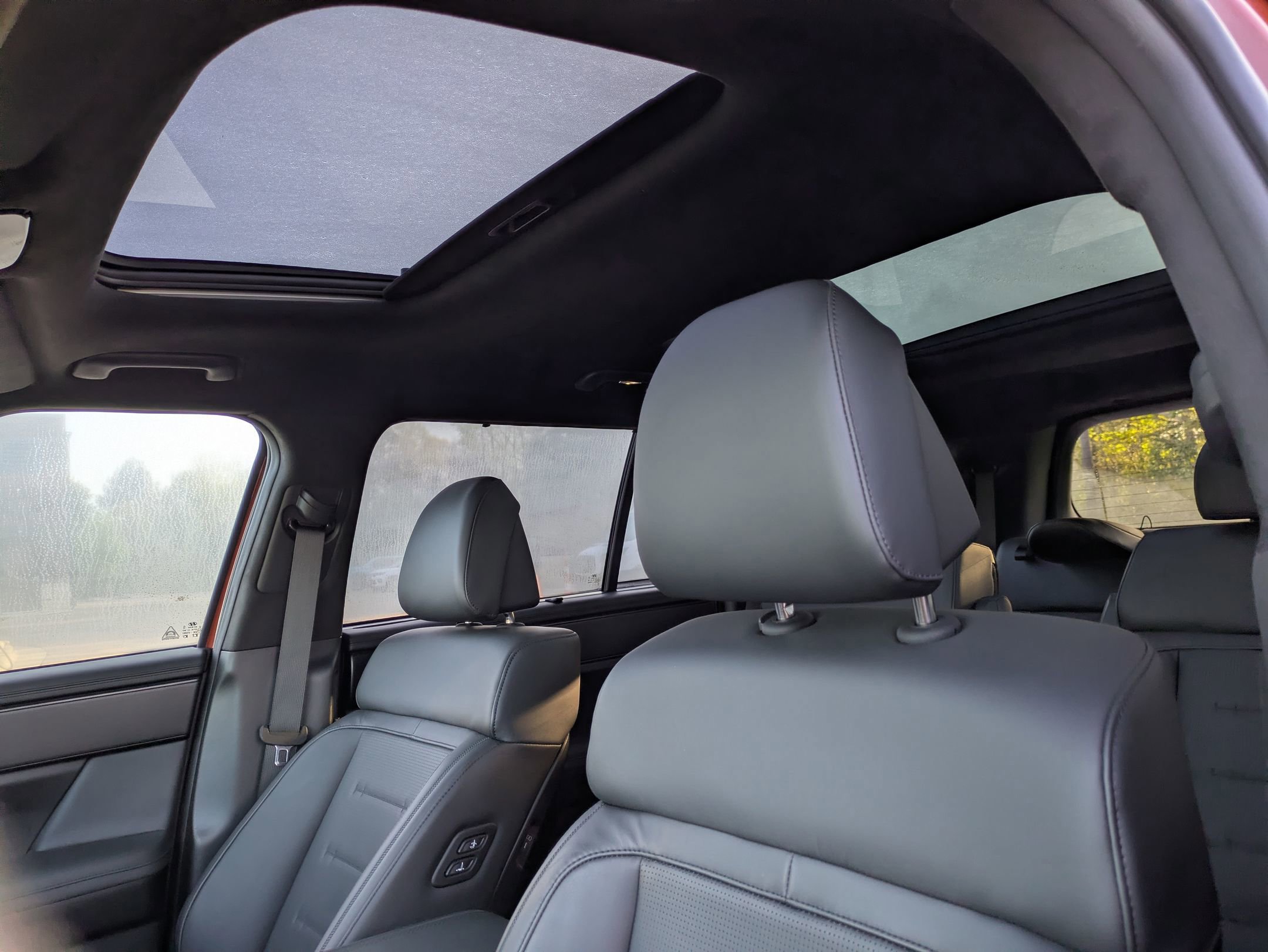 Used 2025 Hyundai Santa Fe Calligraphy image 28