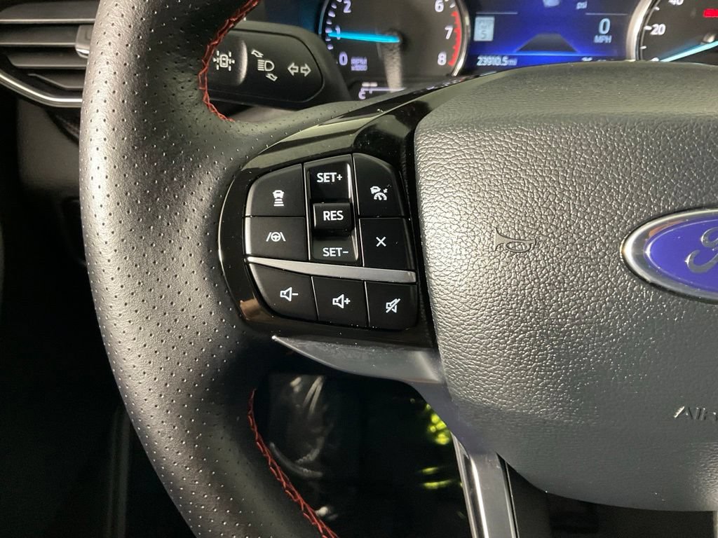 Certified 2023 Ford Explorer ST-Line AWD/4WD image 24