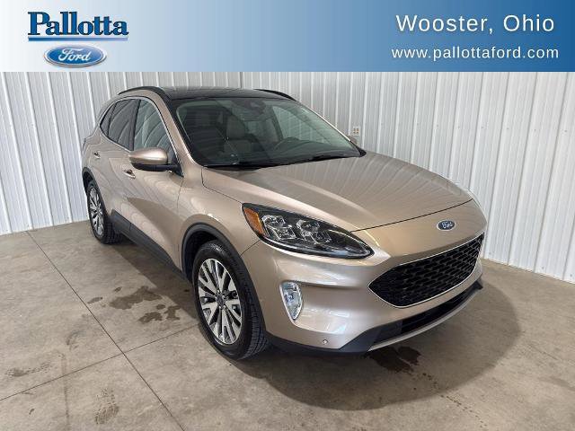 Certified 2020 Ford Escape Titanium w/ Titanium Premium Package 2.0 AWD/4WD image 1
