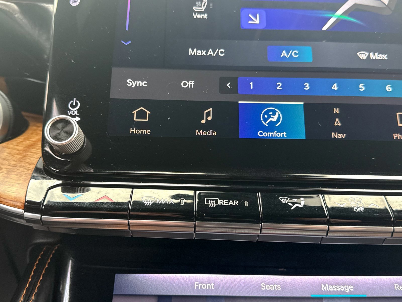 Used 2023 Jeep Grand Wagoneer Series III image 29