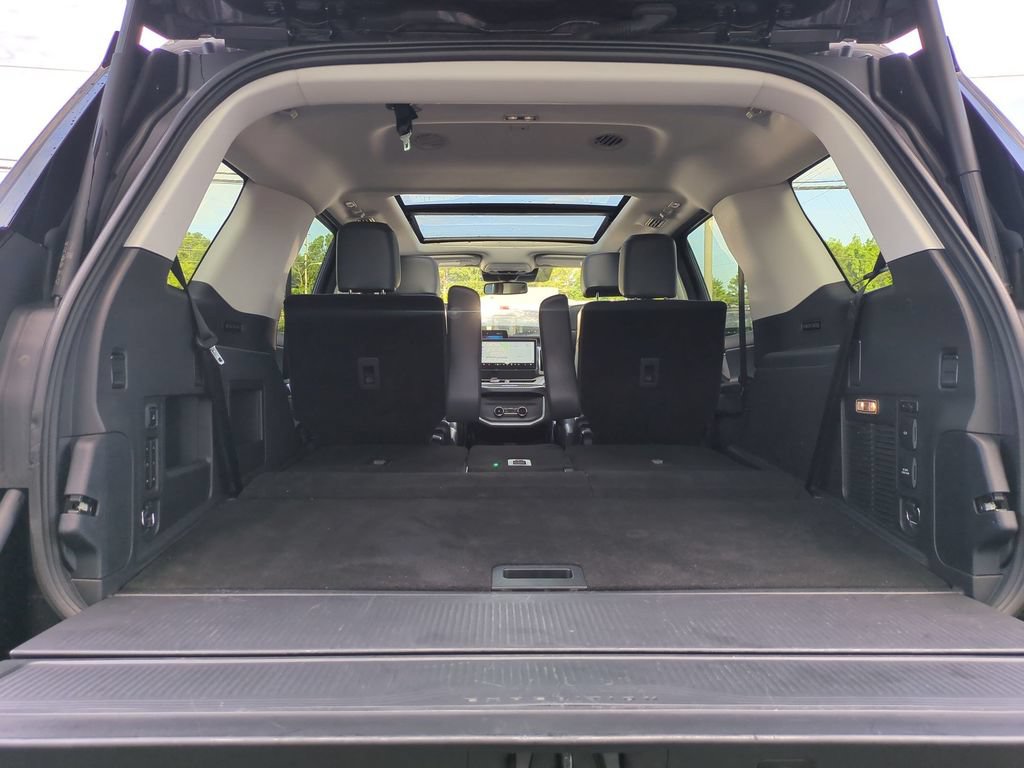 Certified 2025 Ford Expedition Active RWD image 7