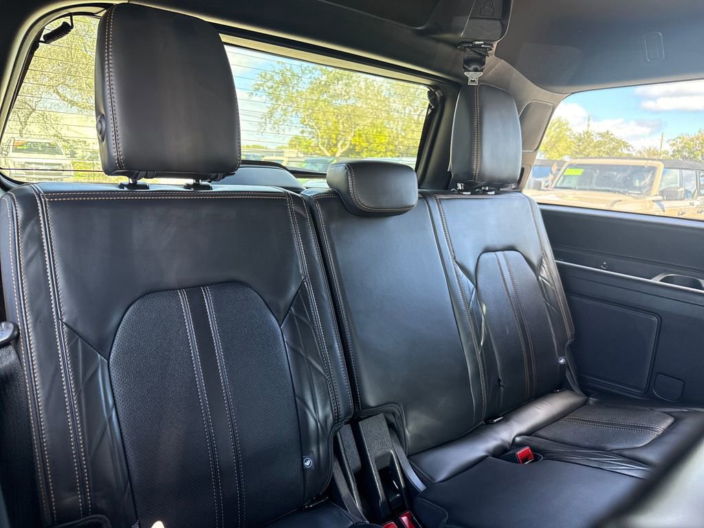 Certified 2024 Ford Expedition Platinum image 32