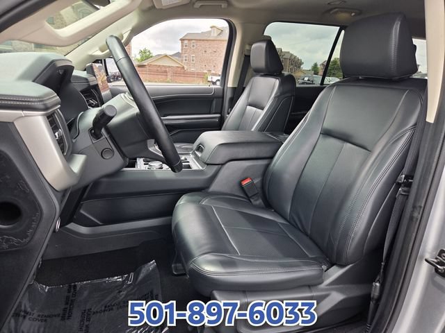 Certified 2024 Ford Expedition XLT RWD image 9