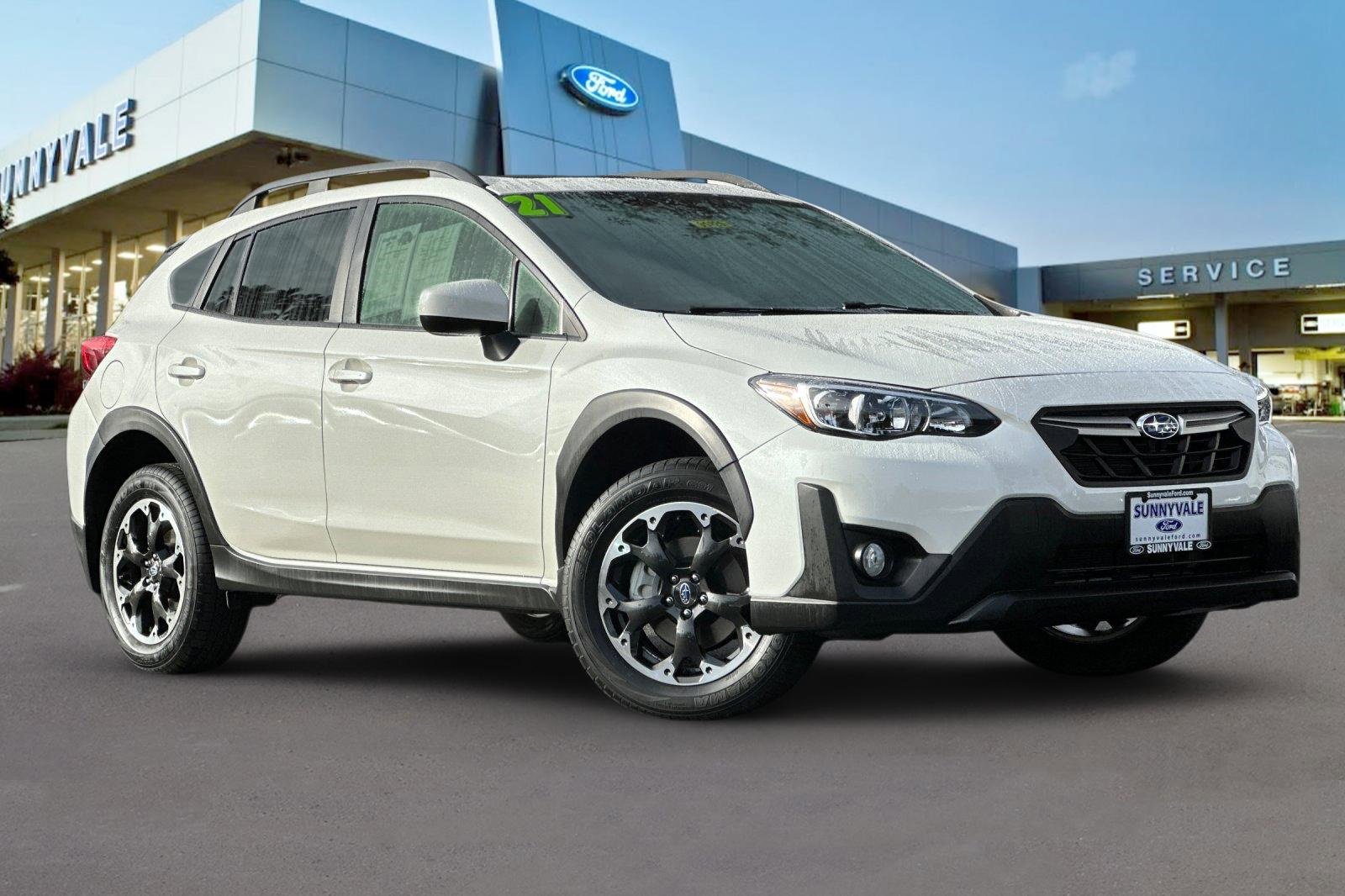 Used 2021 Subaru Crosstrek 2.0i Premium w/ Moonroof Package image 2