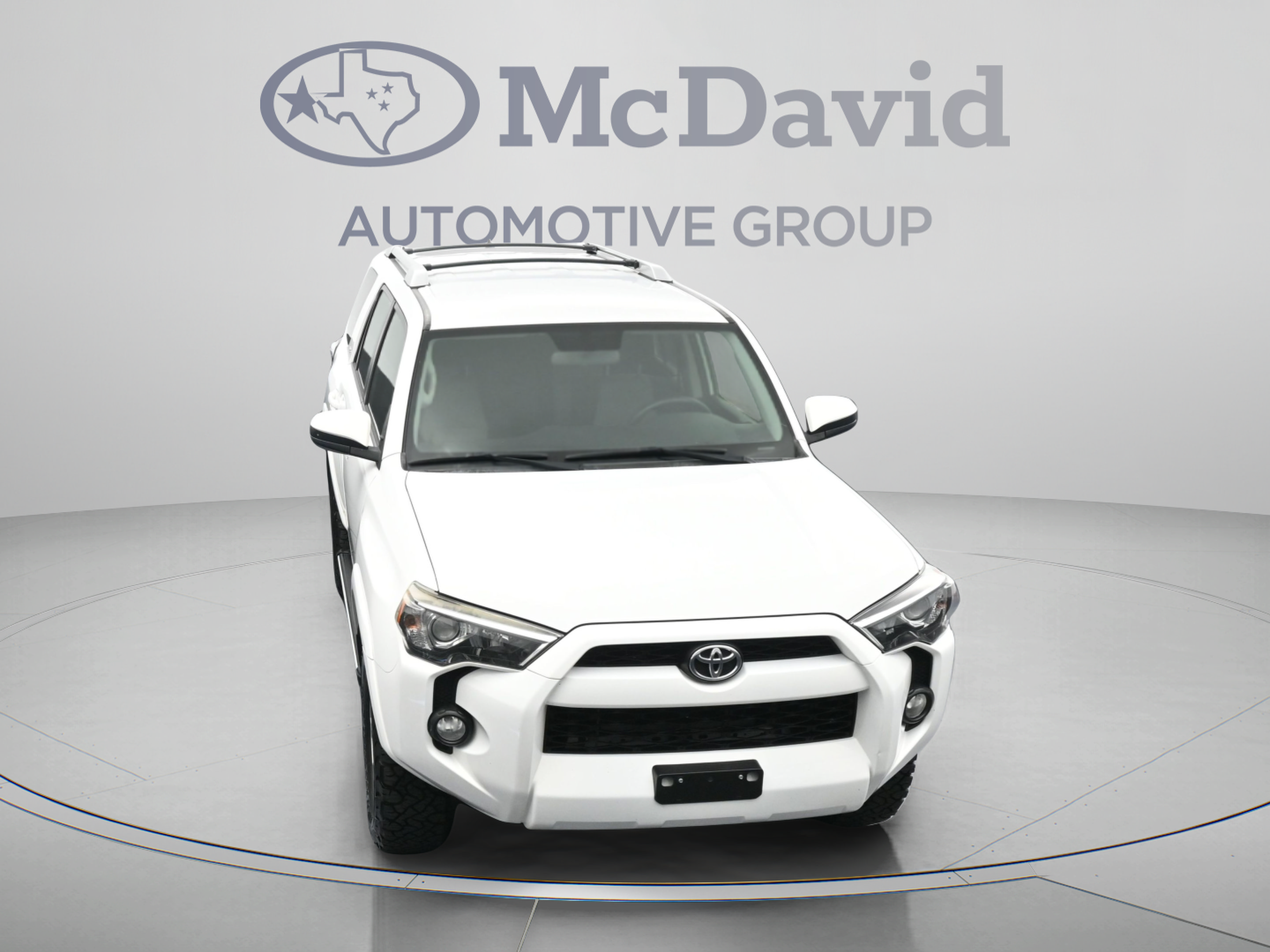 Used 2018 Toyota 4Runner SR5 AWD/4WD image 33