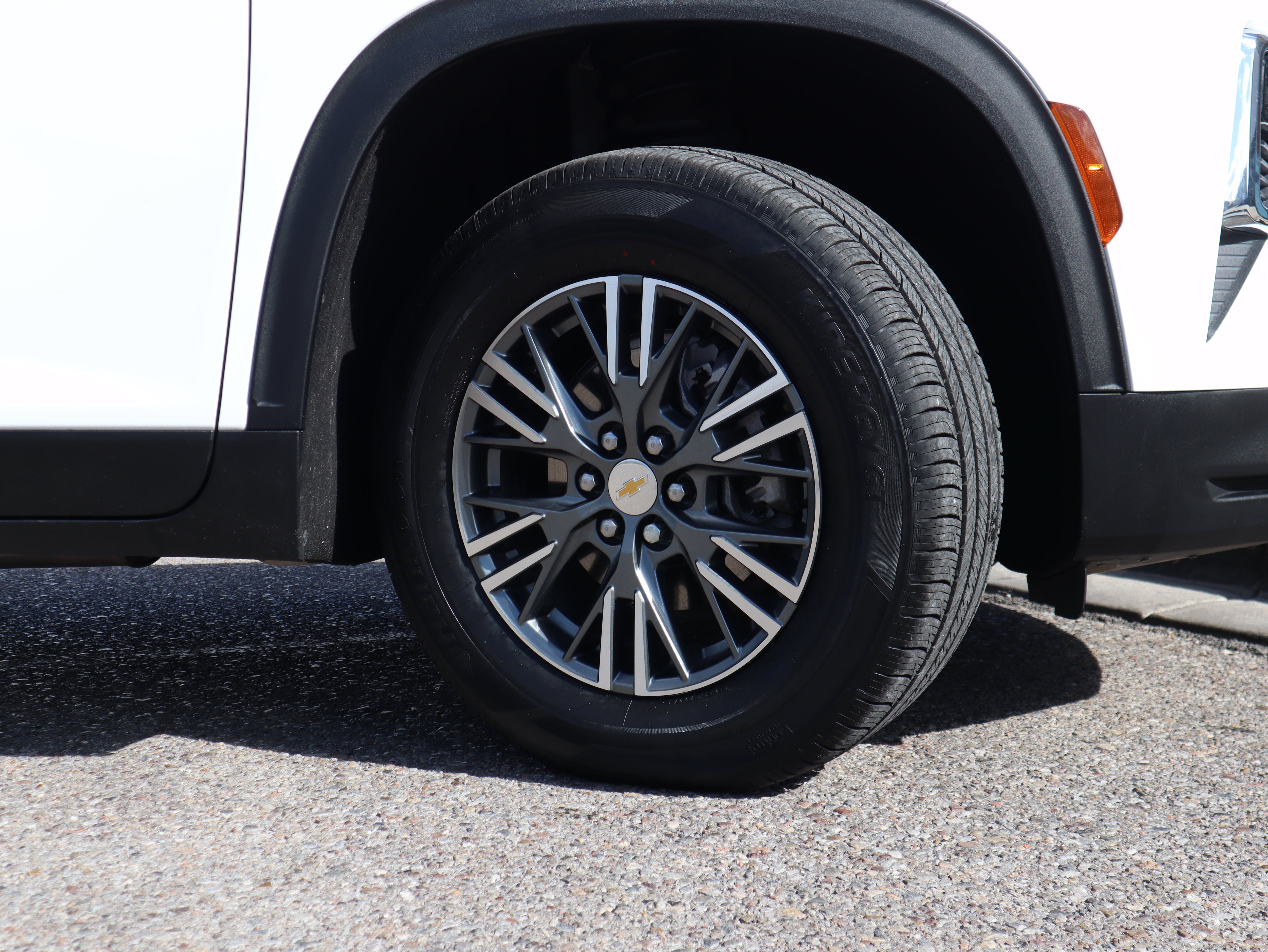 Used 2024 Chevrolet Traverse LT AWD/4WD image 13
