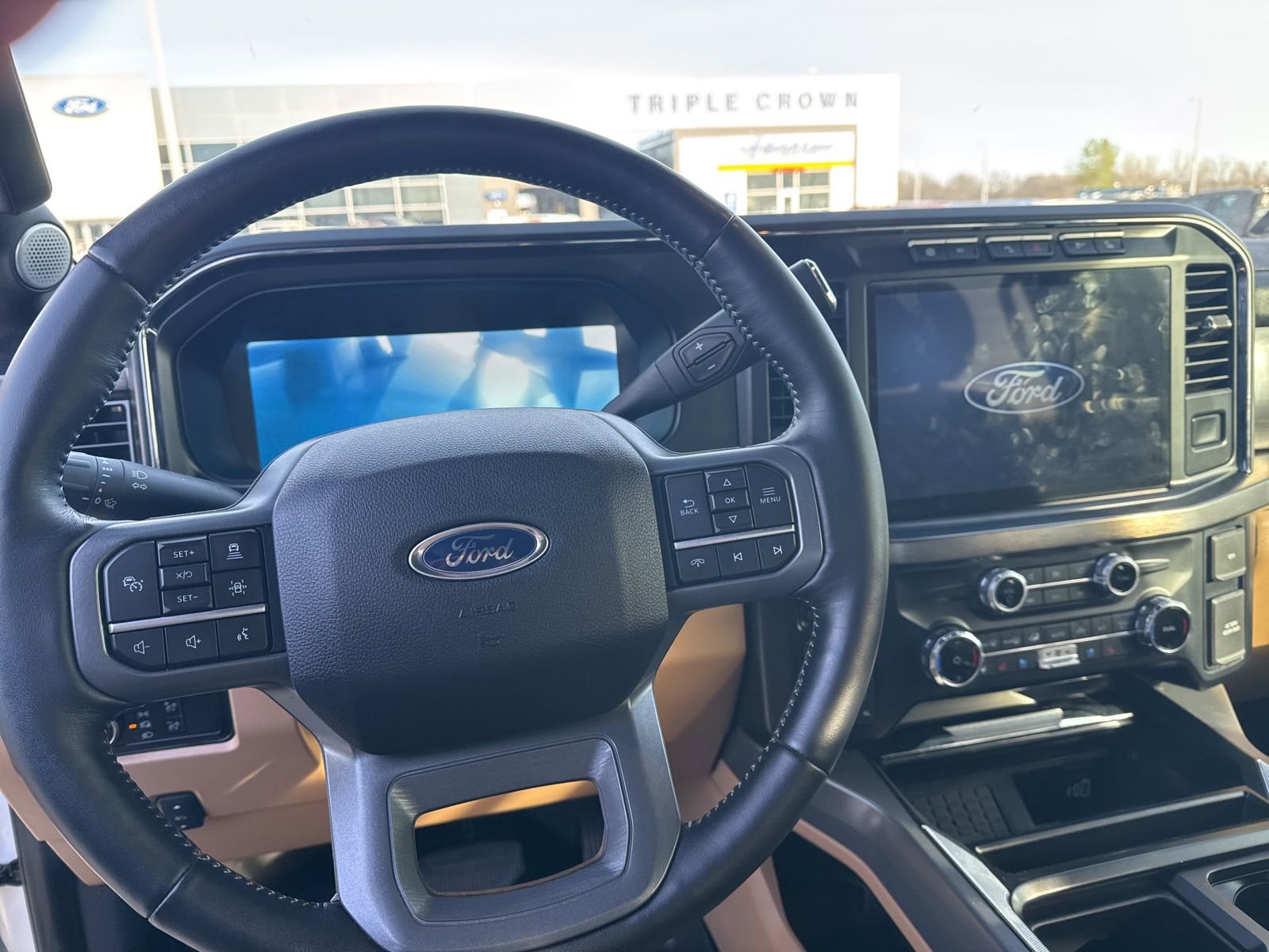 Certified 2024 Ford F250 Lariat w/ Lariat Ultimate Package image 10