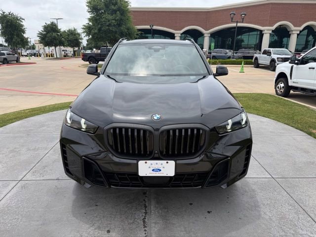 Used 2024 BMW X5 sDrive40i w/ M Sport Package RWD image 2