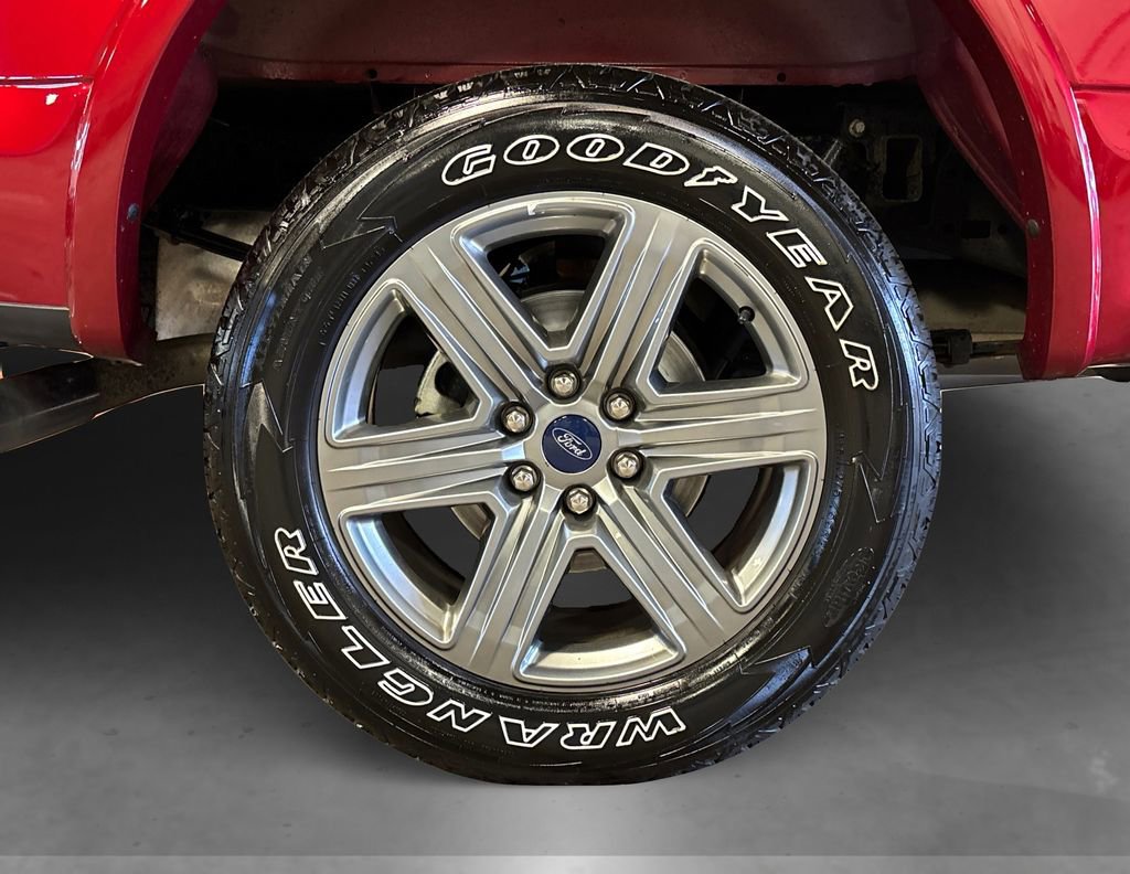 Certified 2019 Ford F150 XLT w/ Equipment Group 302A Luxury AWD/4WD image 19