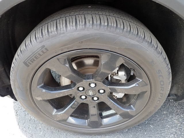 Certified 2024 Ford Explorer ST-Line w/ Class IV Trailer Tow Package AWD/4WD image 15