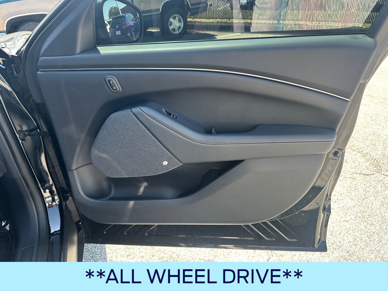 Certified 2025 Ford Mustang Mach-E Premium image 16