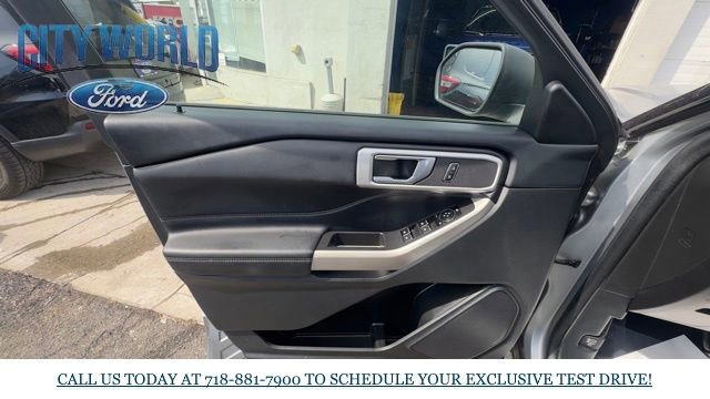 Certified 2022 Ford Explorer XLT w/ Equipment Group 202A image 6