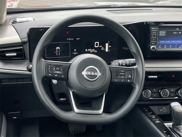 Used 2025 Nissan Kicks S w/ Charging Package image 8