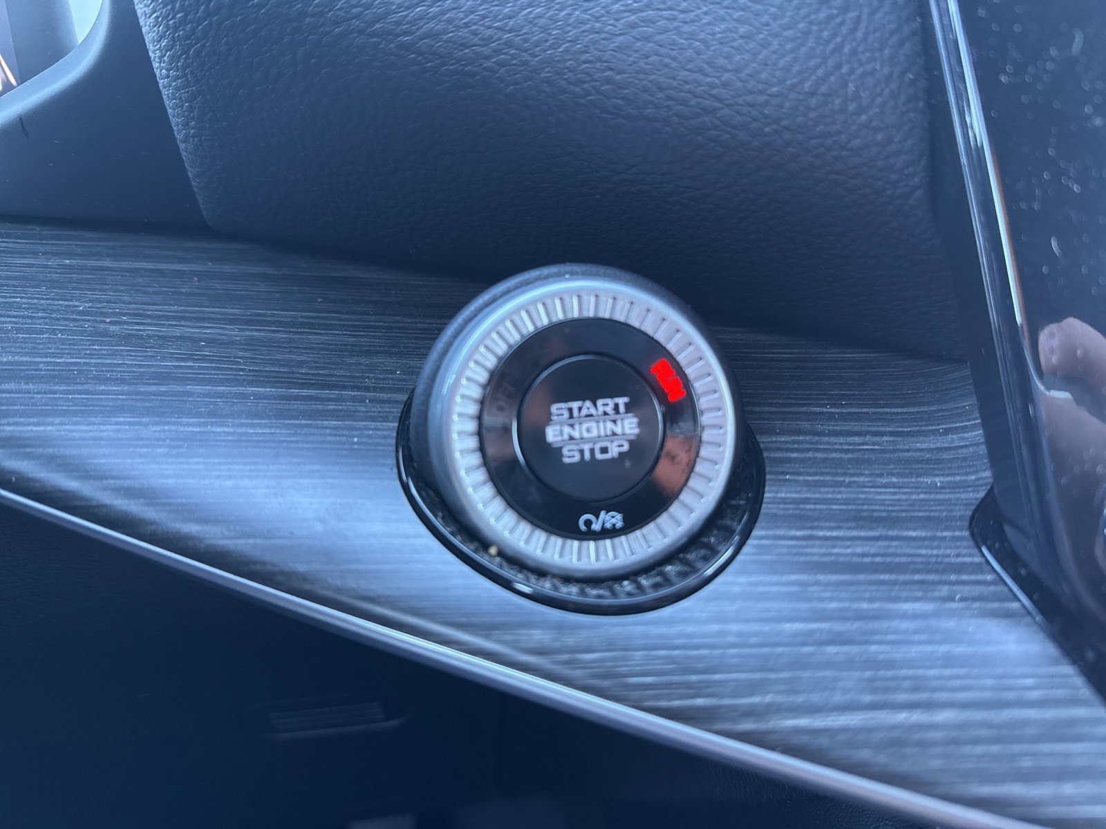 Used 2024 Jeep Wagoneer L Series III w/ Flexible Seating Group image 33