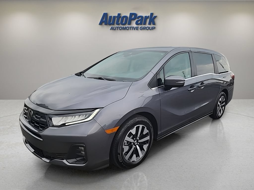 Used 2025 Honda Odyssey EX-L image 3