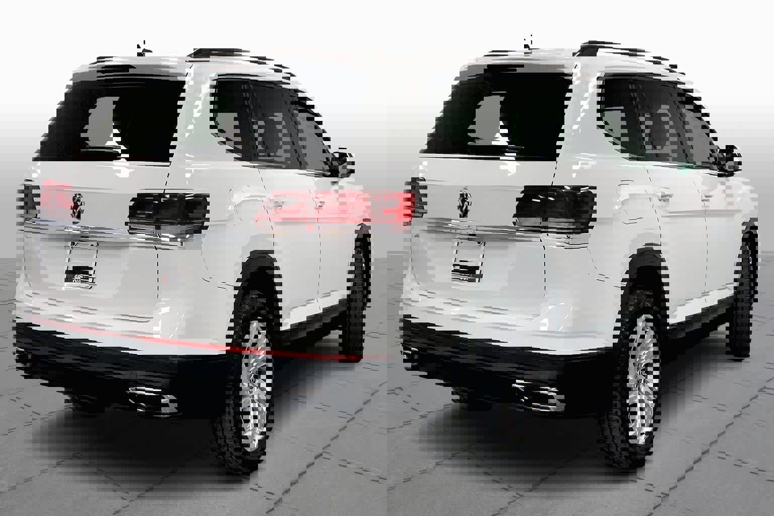 Used 2021 Volkswagen Atlas SE w/ Panoramic Sunroof Package image 12