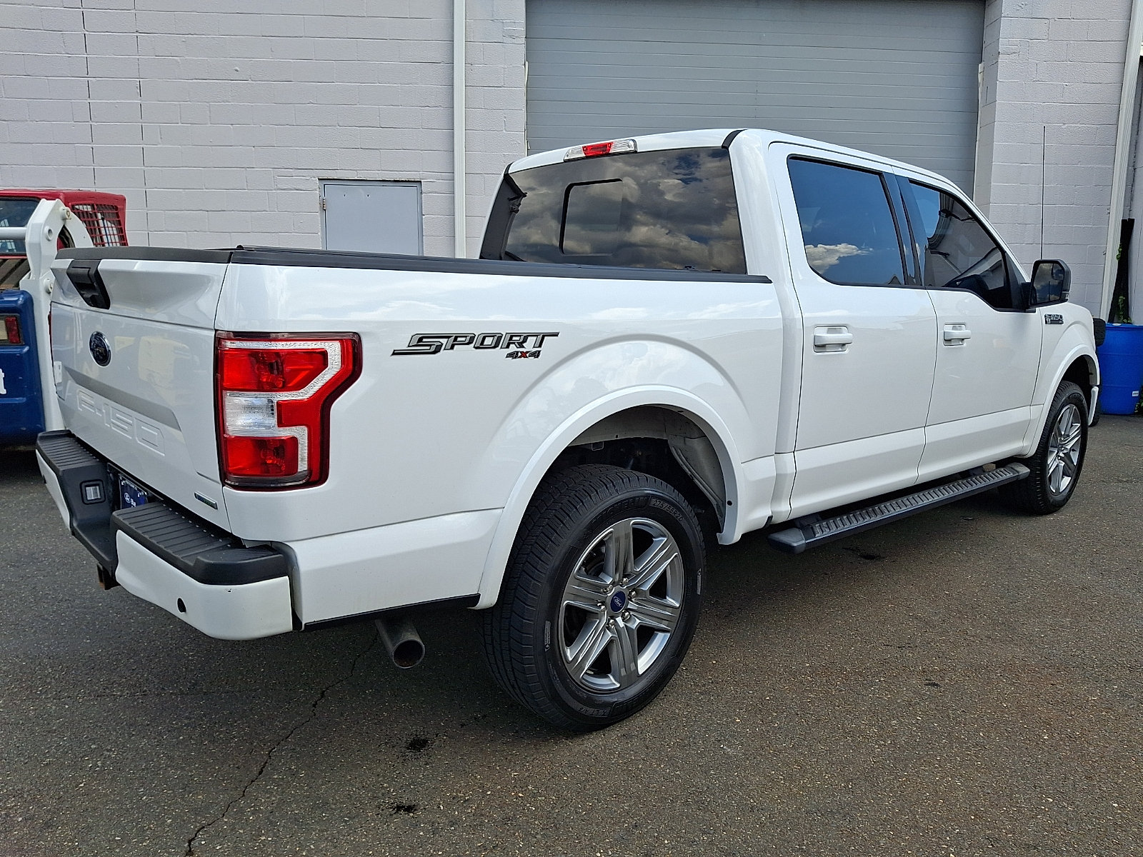 Certified 2019 Ford F150 XLT w/ Equipment Group 302A Luxury AWD/4WD image 11