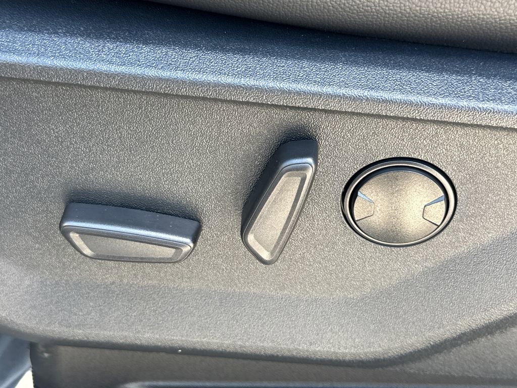 Certified 2025 Ford F150 Lariat AWD/4WD image 27