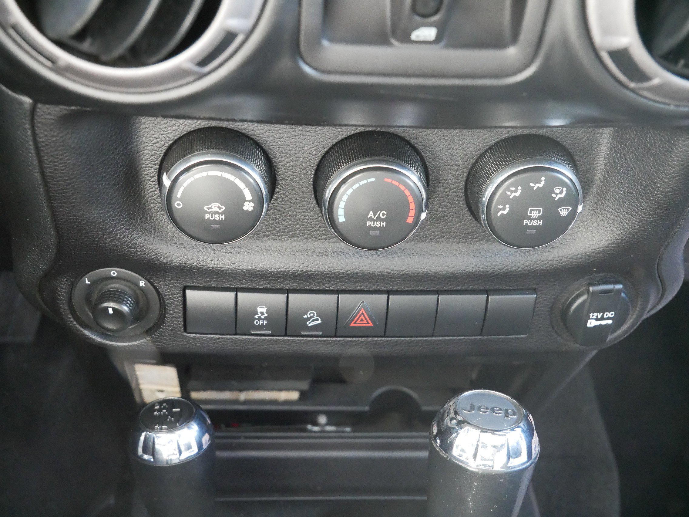 Used 2017 Jeep Wrangler Unlimited Sport w/ Quick Order Package 24S image 27