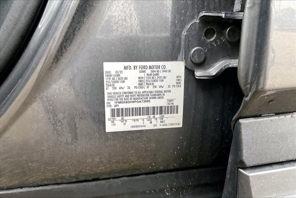 Certified 2023 Ford Explorer XLT w/ Equipment Group 202A AWD/4WD image 5
