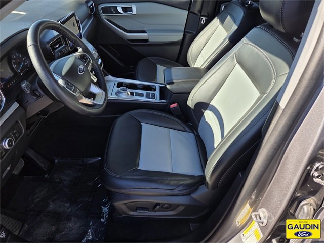 Certified 2023 Ford Explorer XLT w/ Equipment Group 202A image 11