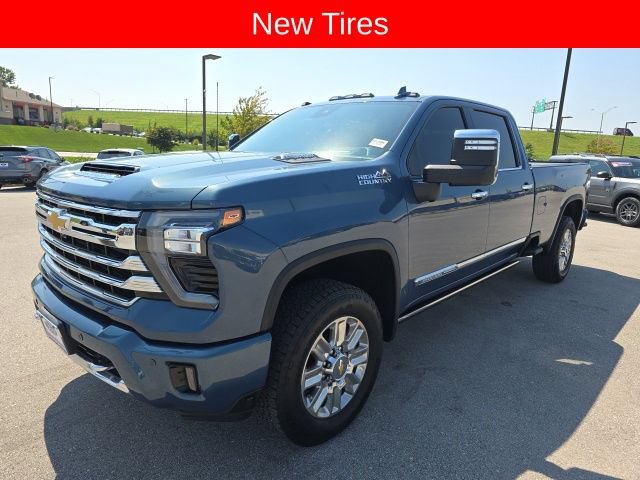 Used 2024 Chevrolet Silverado 2500 High Country w/ Technology Package