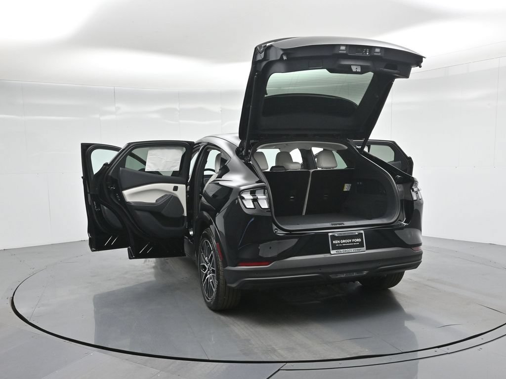 Certified 2025 Ford Mustang Mach-E Premium RWD image 35