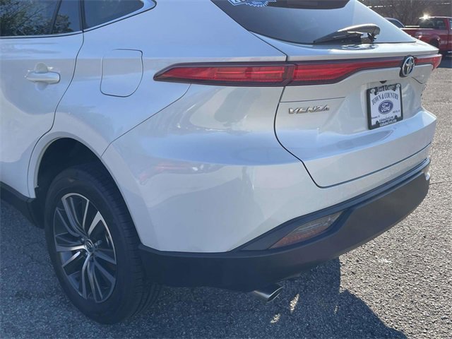 Used 2021 Toyota Venza LE image 12