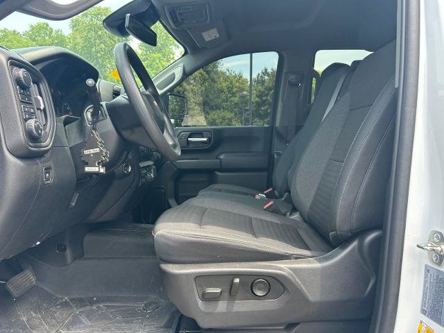 Used 2025 Chevrolet Silverado 2500 Custom w/ Custom Value Package AWD/4WD image 9