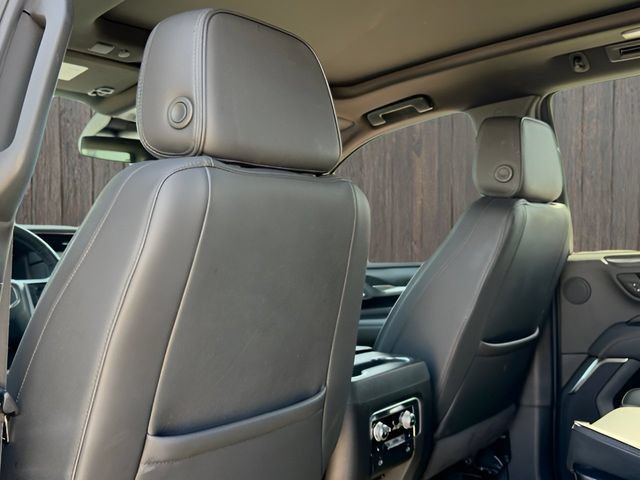 Used 2024 GMC Yukon Denali AWD/4WD image 17