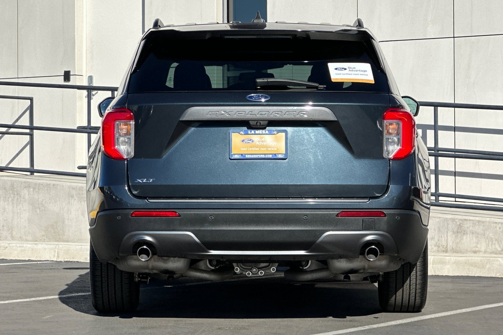 Certified 2022 Ford Explorer XLT w/ Equipment Group 202A image 4