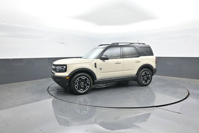 Certified 2025 Ford Bronco Sport Outer Banks AWD/4WD image 4