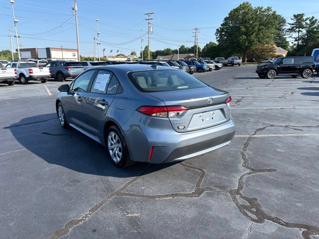 Used 2022 Toyota Corolla LE FWD image 5