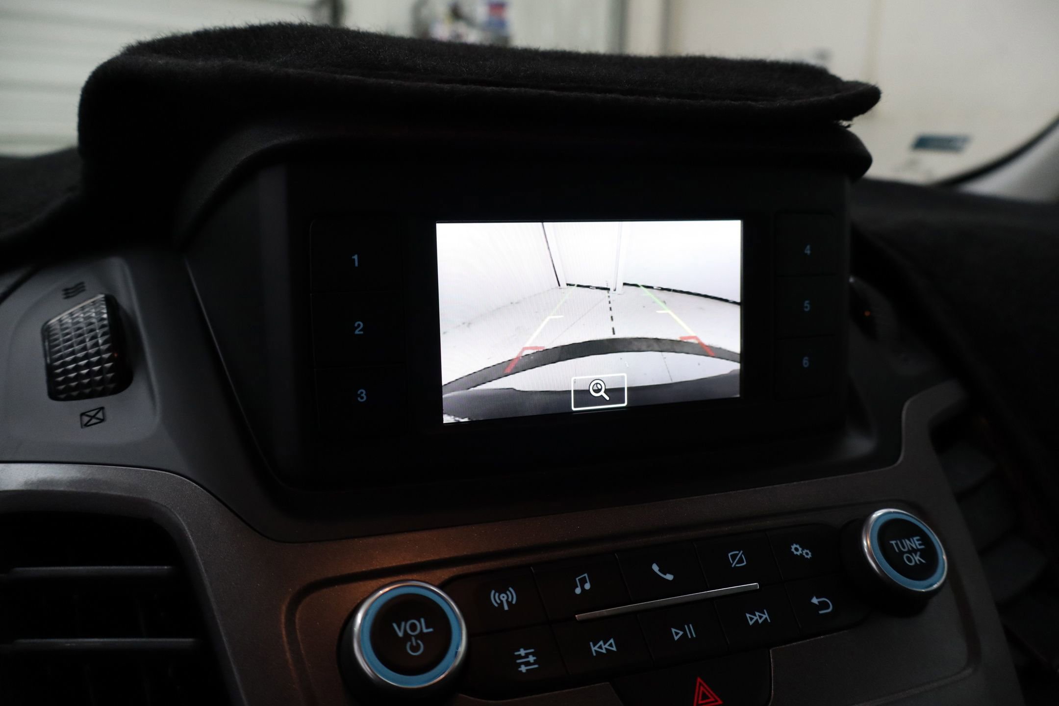 Certified 2023 Ford Transit Connect XL FWD image 25